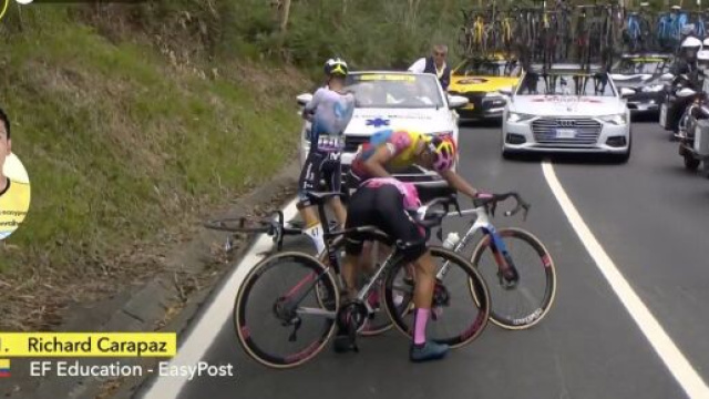 Tour de France, la caduta di Mas e Carapaz.