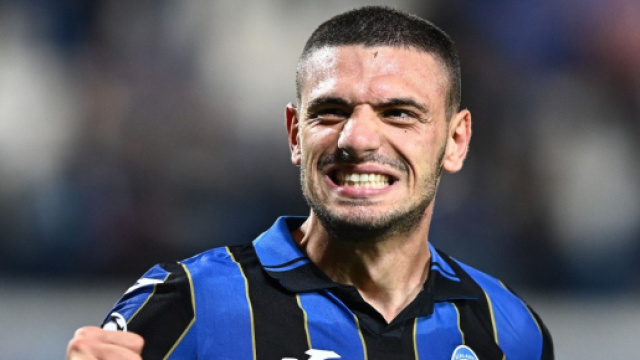 In foto il difensore dell'Atalanta Demiral.