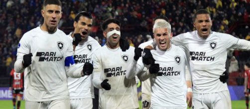 Botafogo est&aacute; perto das oitavas (Reprodu&ccedil;&atilde;o/Twitter/@Botafogo)