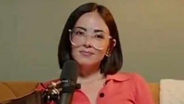 Agathe Aurpoux sur Twitch (capture Twitter @teamAgathe)