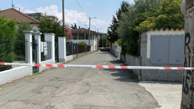 Voghera, bimbo di 1 anno strangolato dalla madre, lei confessa: 'L'ho ucciso'.