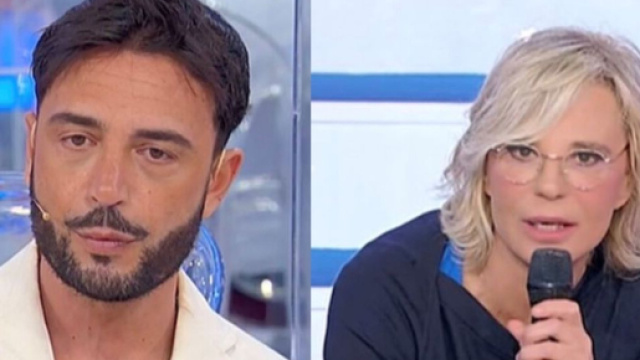 U&D, segnalazione su Armando: 'Esce da un mese con una persona, a settembre dir&agrave; che non &egrave; andata'.