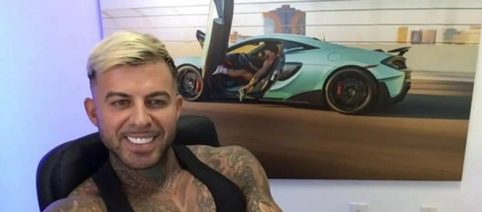 El influencer Amadeo Llados humilla a los obesos y a los mileuristas en 'Ya es mediodía'