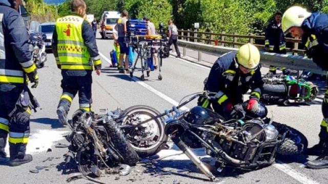 Calabria, in un sinistro per la vita un motociclista 36enne. (foto di repertorio)