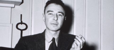 Robert Oppenheimer: quem foi o pai da bomba atômica que tem a vida retratada em novo filme
