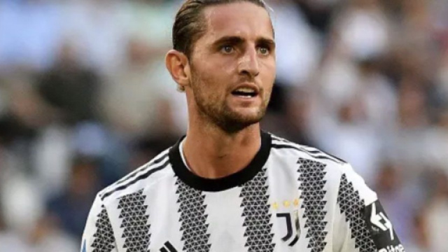 In foto Adrien Rabiot, giocatore della Juve.