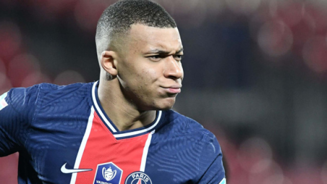 Kylian Mbapp&eacute; sous les couleurs du PSG (capture Twitter @ActuFoot_)