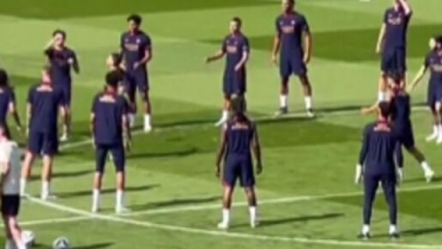 L'entrainement du PSG (capture Twitter @psgcommunity_)