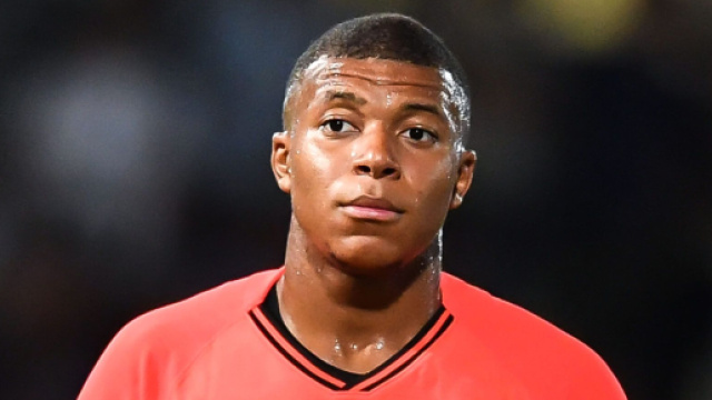 Inter, per l'attacco si starebbe pensando al sogno Kylian Mbapp&egrave;.