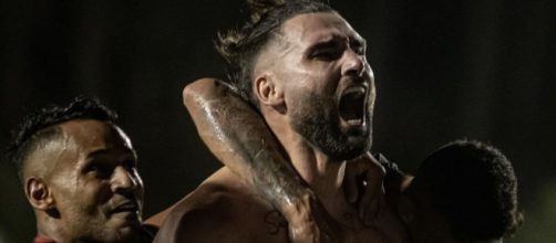 L&eacute;o Gamalho fez o &uacute;nico gol do jogo (Reprodu&ccedil;&atilde;o/Facebook/ecvitoria)