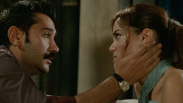 Terra amara, episodio 26 luglio: Zuleyha e Akkaya prendono una decisione sul loro futuro.