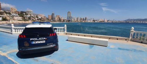 Un agente de la Polic&iacute;a Nacional logr&oacute; rescatar a la ni&ntilde;a (Twitter, policia)