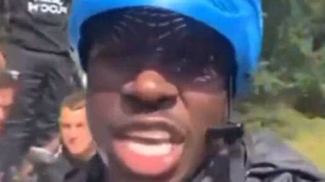 Benjamin Mendy s'ambiance avec les joueurs lorientais (capture Twitter @ActuFoot_)