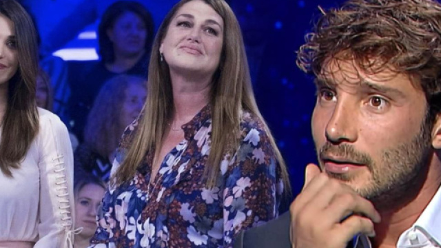 Belen Rodriguez, supporto della mamma dopo l'addio a Stefano: 'Avanti, nessuno &egrave; morto'.