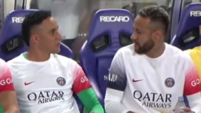 Neymar et ses co&eacute;quipiers du PSG (capture Twitter @MediaParisien)