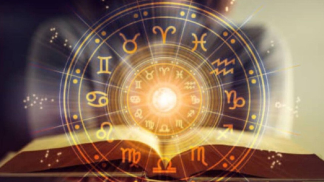 Oroscopo domani 31 luglio 2023: Acquario socievole, Cancro introspettivo