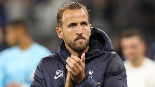 Harry Kane, qui int&eacute;resse le PSG, pourrait bouger du c&ocirc;t&eacute; de l'Allemagne. Les dirigeants du Bayern vont rencontrer Daniel Levy. (@FabrizioRomano)