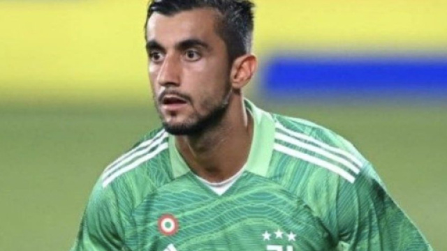 In foto Mattia Perin, portiere della Juve.