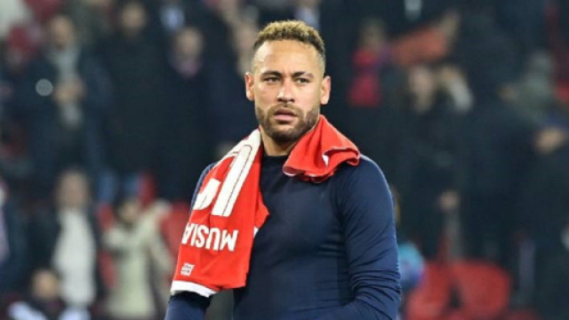 Neymar au PSG (capture Twitter @sportsfr)