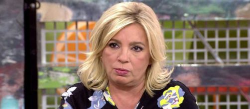 La excolaboradora de 'S&aacute;lvame' dijo que le daba 'pena' el estado de salud de su madre (Captura de pantalla de Telecinco)