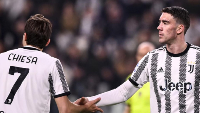 Gli attaccanti della Juventus Vlahovic e Chiesa