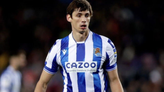 Juventus, nome nuovo per la difesa: piacerebbe Robin Le Normand.