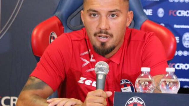 Calciomercato, Chiric&ograve; saluta il Crotone: 'Grazie per l'affetto che mi avete dimostrato'.