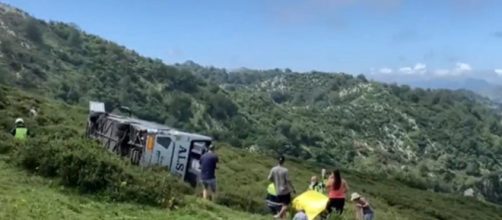 El accidente en la carretera CO-4 se produjo poco antes del mediod&iacute;a (Twitter, @AUGC_Comunica)
