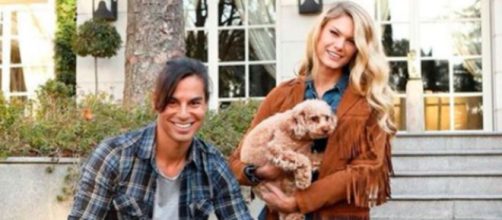 El hijo de Isabel Preysler y Charisse Verhaert se conocieron en un restaurante en Miami (Instagram, @charisseverhaert)