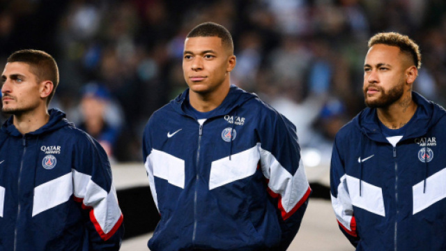 Le premier match de championnat du PSG se fera sans Mbapp&eacute;, sans Neymar et sans Verratti. (@FabrizioRomano)