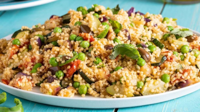 Ricetta del couscous alle verdure: una pietanza gustosa per un pasto veloce.