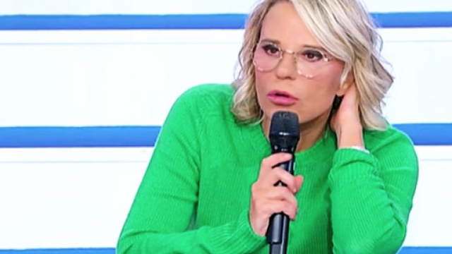 Uomini e donne, Maria anticipa il ritorno.