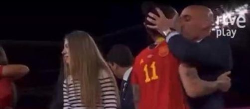 Luis Rubiales intent&oacute; quitar hierro al asunto (Captura de pantalla de RTVE)