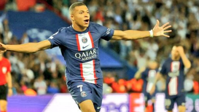 Mbapp&eacute; ne sait pas s'il sera encore Parisien cette saison. (screenshot Twitter - @SidyChaouy)