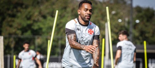 Alex Teixeira em treinamento pelo Vasco (Divulga&ccedil;&atilde;o/Vasco da Gama/Matheus Lima)