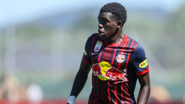 Calciomercato Inter: per il centrocampo idea Lucas Gourna-Douath.