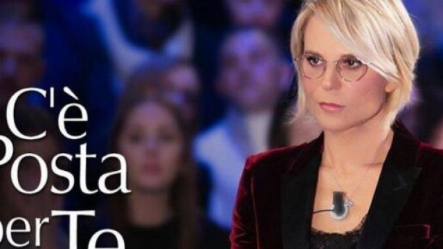 C'&egrave; posta per te 2024, saltano le registrazioni: Maria De Filippi si ferma ed &egrave; mistero.