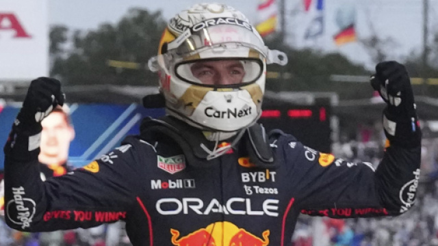 Hamilton fuori in Q2 e partir&agrave; tredicesimo, Sainz solo sesto, sorpresa Albon.