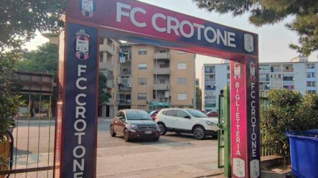 Crotone, prosegue la campagna abbonamenti