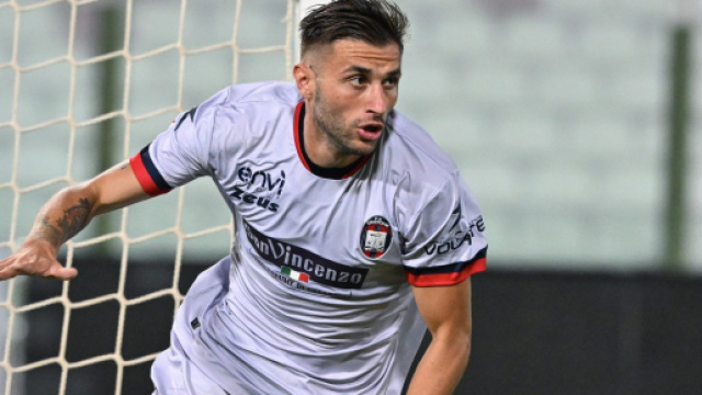Crotone, Tribuzzi corteggiato dal Pescara