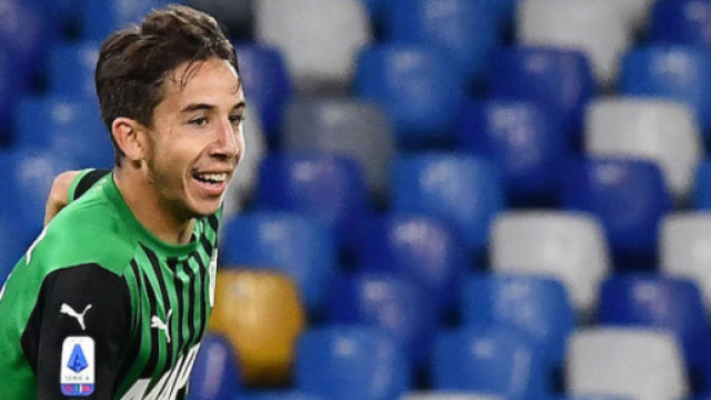 Inter su Maxime Lopez a centrocampo.