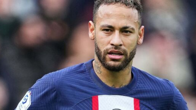 Neymar sous les couleurs du PSG (Capture Twitter @Amour_Du_Foot)