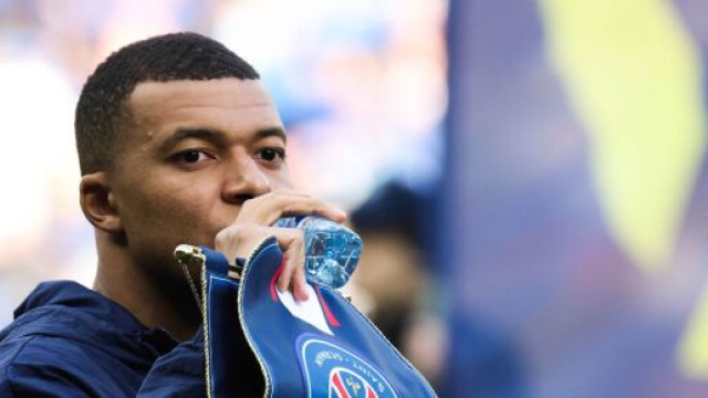 PSG : Kylian Mbapp&eacute; annonc&eacute; proche du Real Madrid. (screenshot Twitter - @ActuFoot_ )
