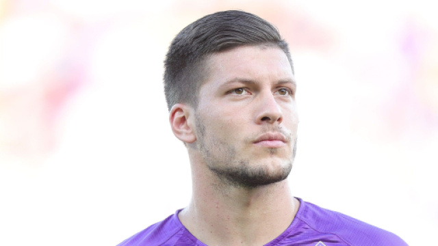 Inter, mercato: per l'attacco possibile idea Jovic dalla Fiorentina