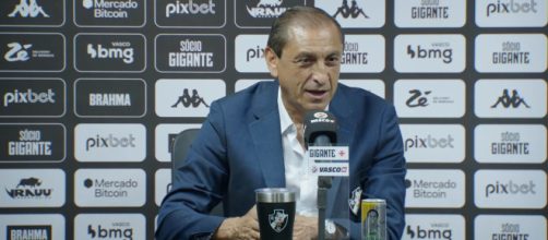 T&eacute;cnico Ram&oacute;n D&iacute;az enfatizou que quer jogadores comprometidos (Reprodu&ccedil;&atilde;o/YouTube/Vasco TV)