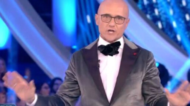 Grande Fratello 2023, Signorini avrebbe gi&agrave; scelto i concorrenti famosi.