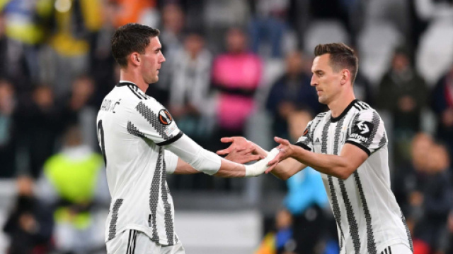 Juve, attaccanti sotto osservazione: idea Milik per la Roma, il Bayern torna su Vlahovic