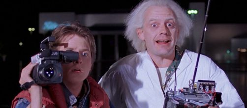 "De Volta para o Futuro" faz sucesso at&eacute; nos dias de hoje. (Divulga&ccedil;&atilde;o)