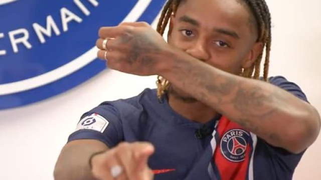 Barcola nouveau joueur du PSG. (screenshot Twitter - @PSG_inside)