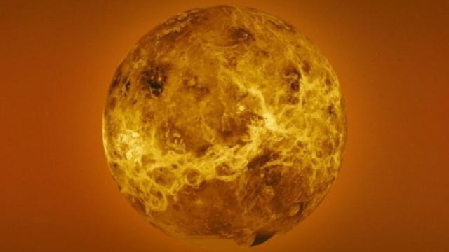 Oroscopo e classifica di luned&igrave; 4 settembre: Venere di Fuoco riprende il moto diretto.